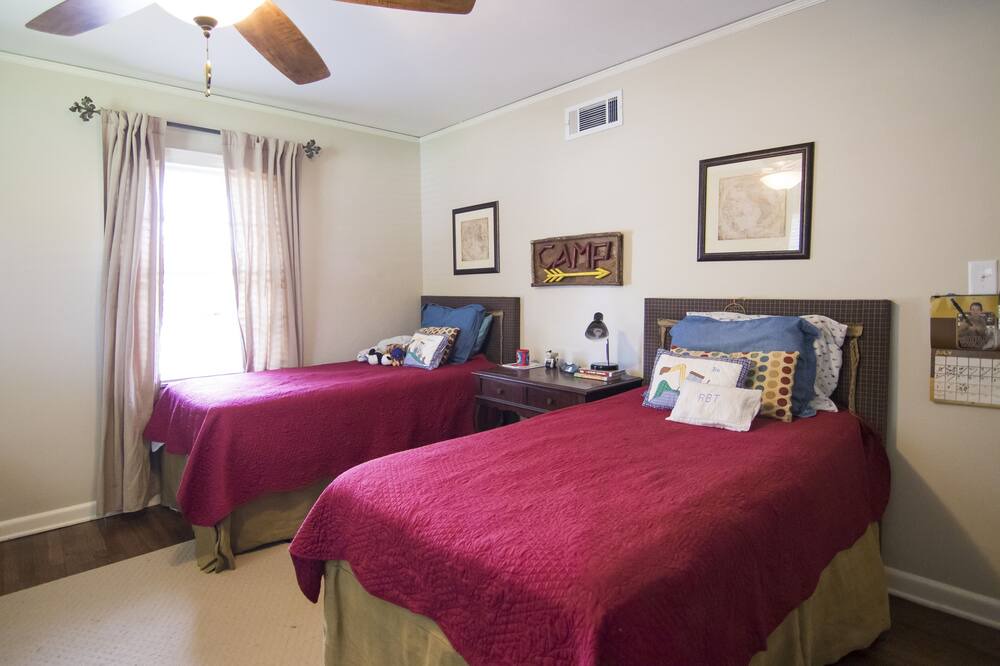 Photo of Bedroom in East Memphis