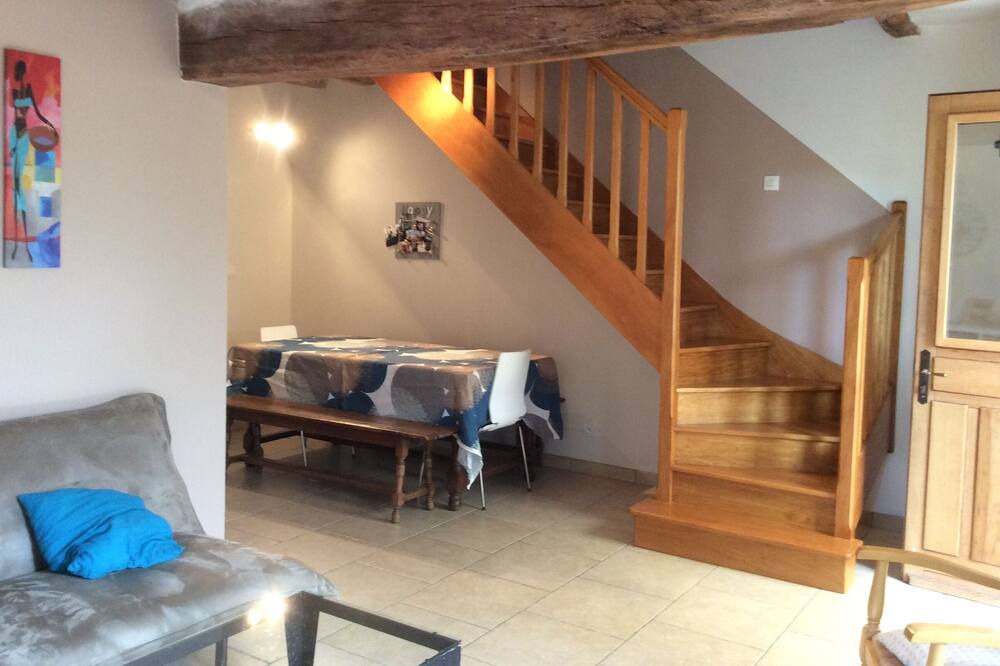 Photo of Livingroom in Varrains