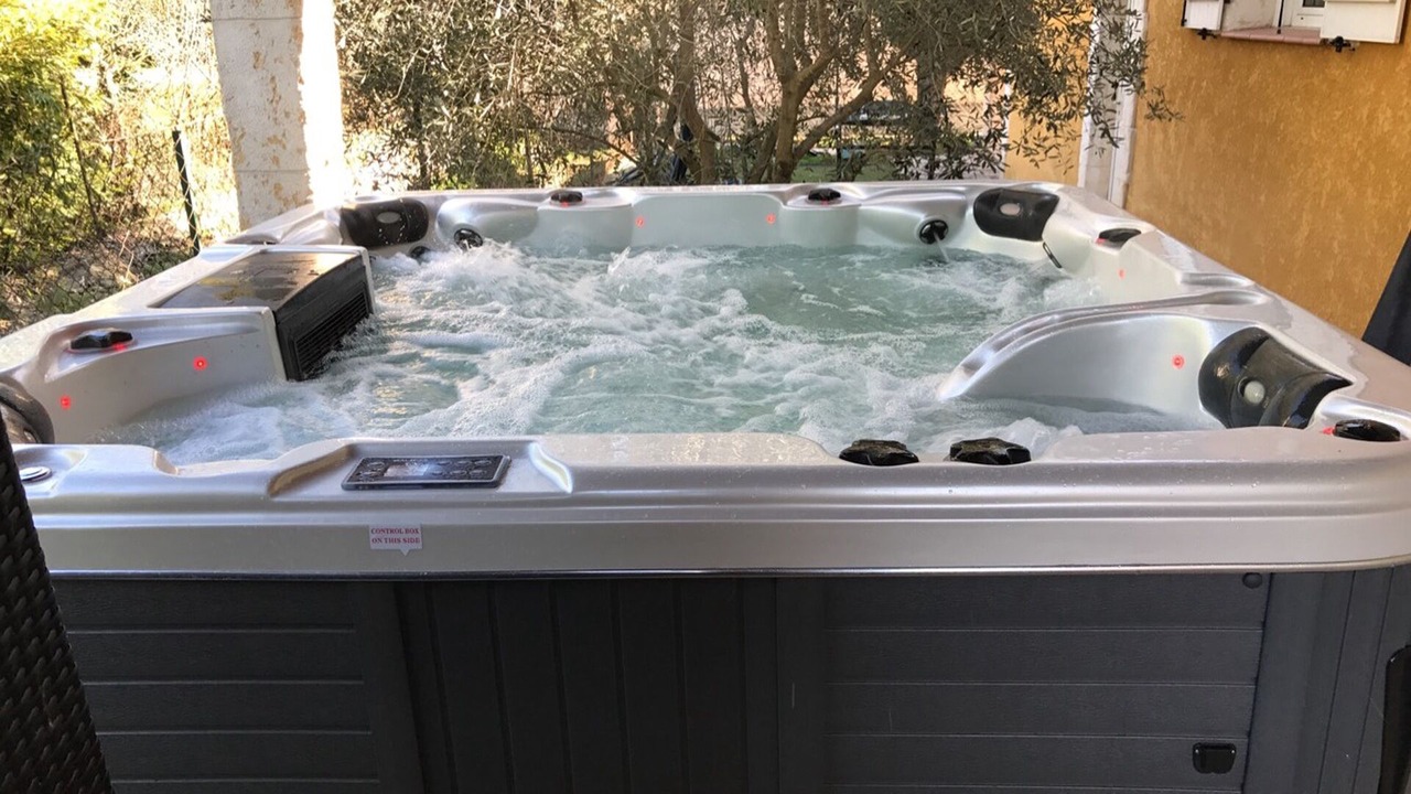 Photo of Outdoor in Saint-Maximin-la-Sainte-Baume