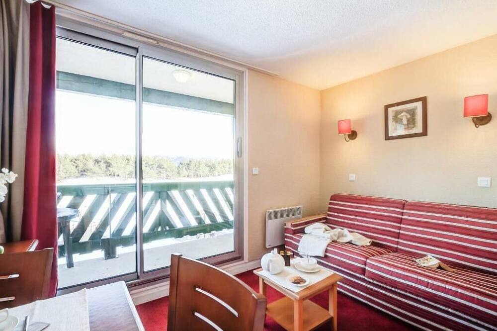 Photo of Livingroom in Pyrenees 2000