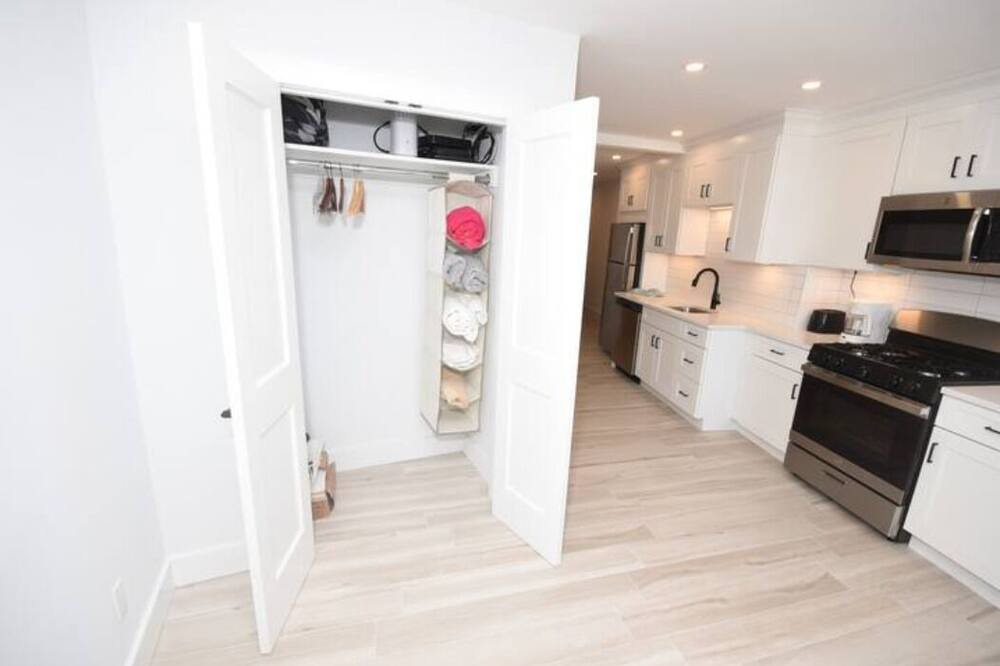 Photo of Kitchen in Lido Beach