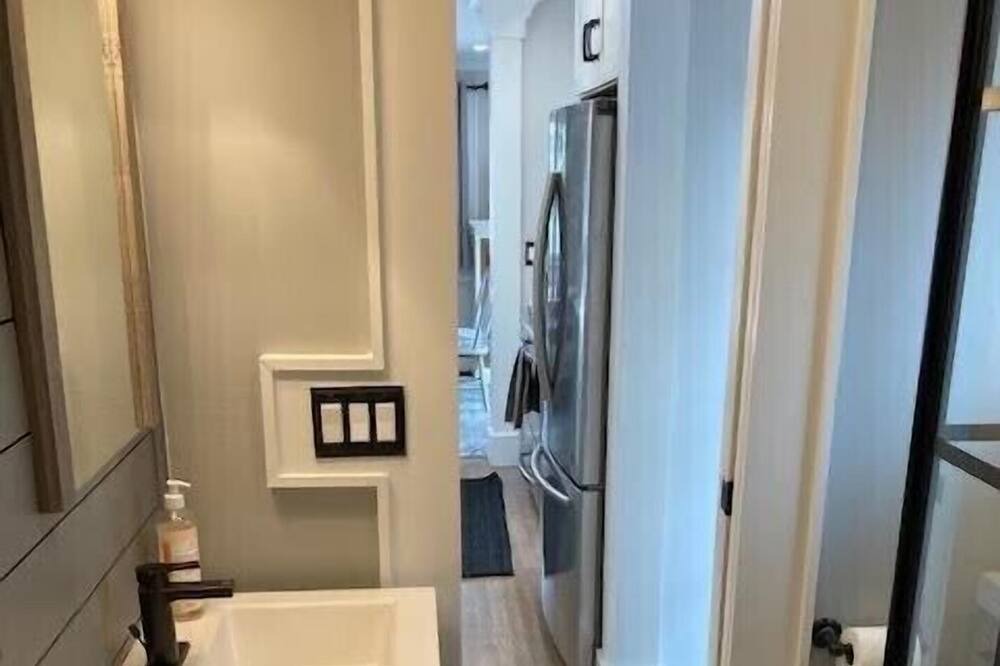 Photo of Bathroom in Ocean Beach