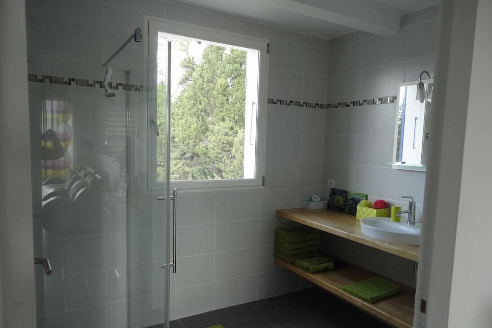 Photo of Bathroom in Saint-Feliu-d'Avall