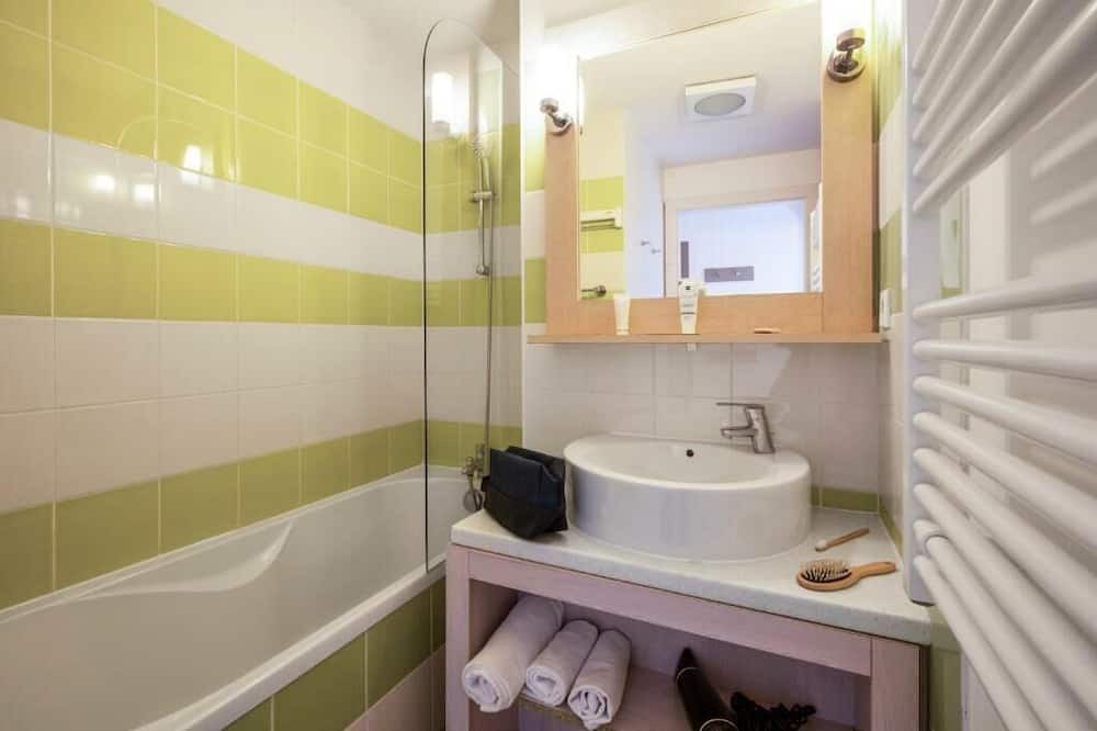 Photo of Bathroom in Pornichet