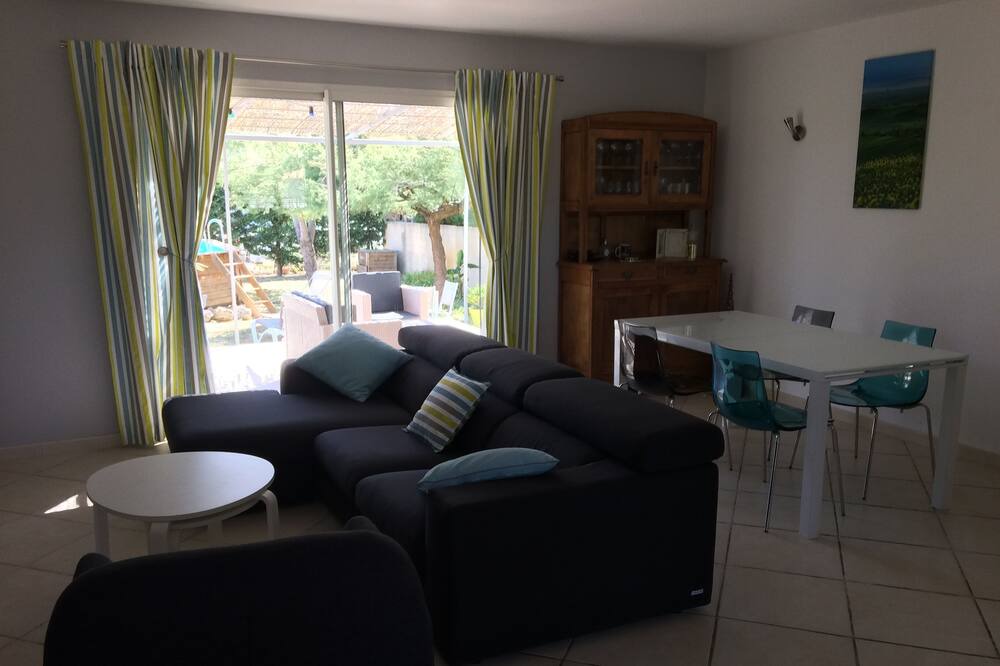 Photo of Livingroom in Vedene