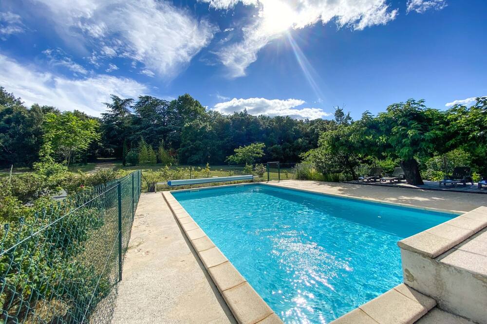 Photo of Outdoor in Labastide-de-Virac