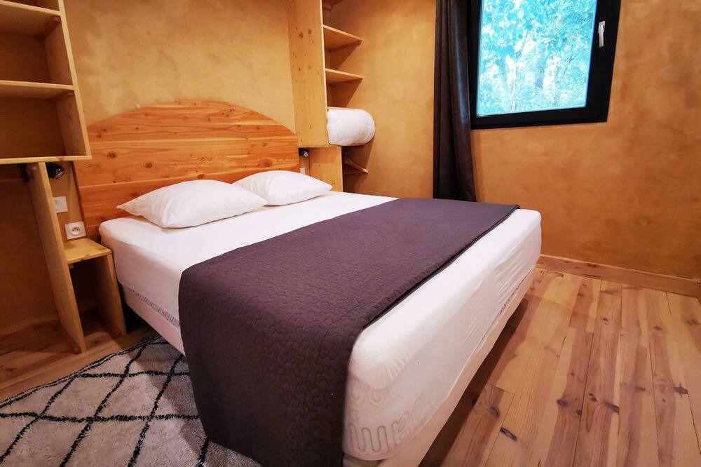 Photo of Bedroom in Labastide-de-Virac