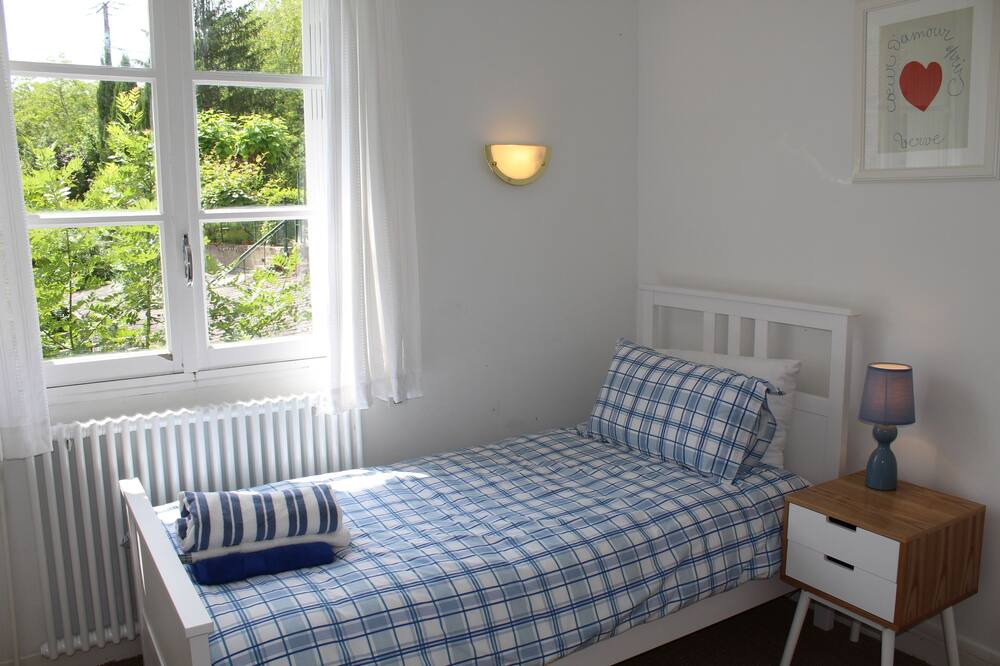 Photo of Bedroom in Saint-Antonin Noble Val