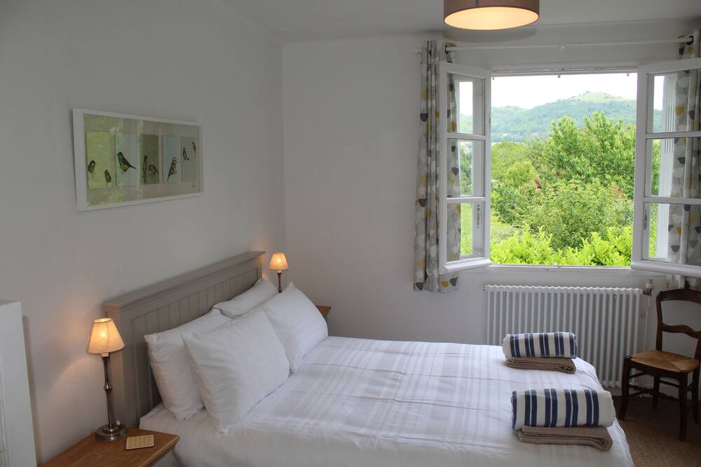 Photo of Bedroom in Saint-Antonin Noble Val
