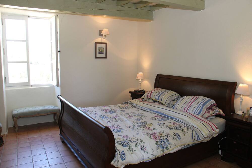 Photo of Bedroom in Aubenas-les-Alpes