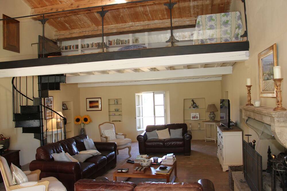Photo of Livingroom in Aubenas-les-Alpes