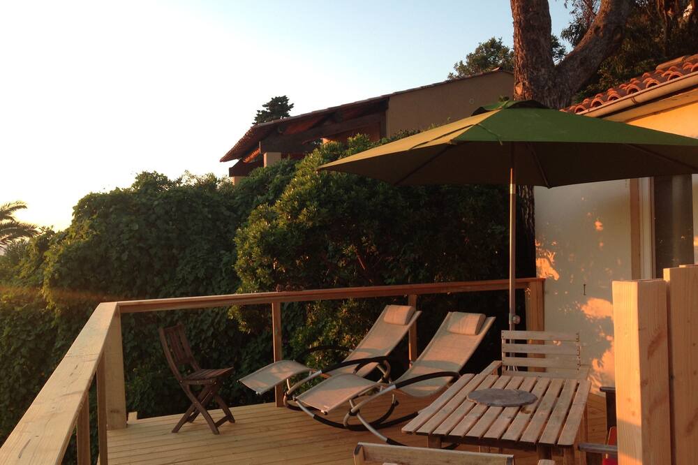 Photo of Patio Balcony in Ile du Levant
