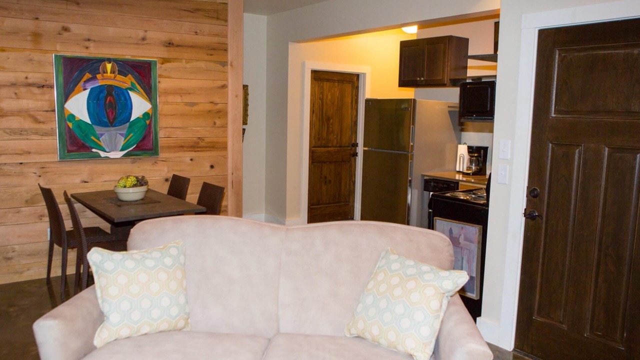 Photo of Livingroom in Mountain Rest
