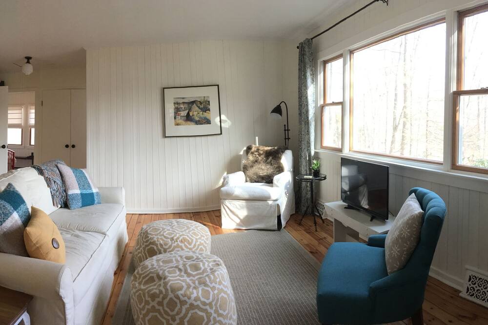 Photo of Bedroom in Putnam Valley