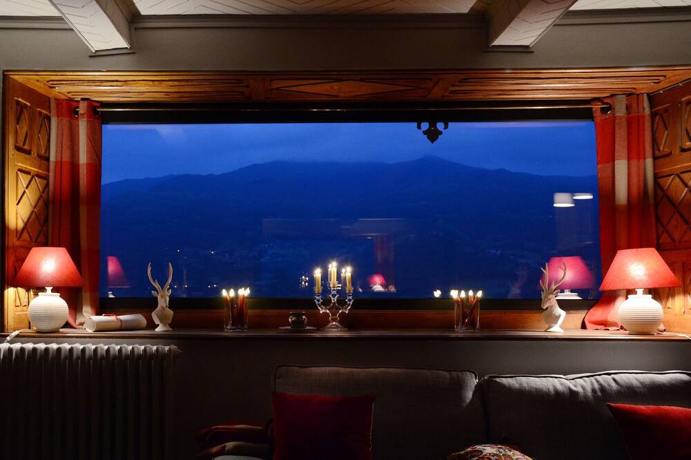 Photo of Livingroom in Saint-Savin