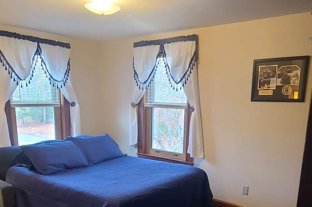 Photo of Bedroom in Middleborough