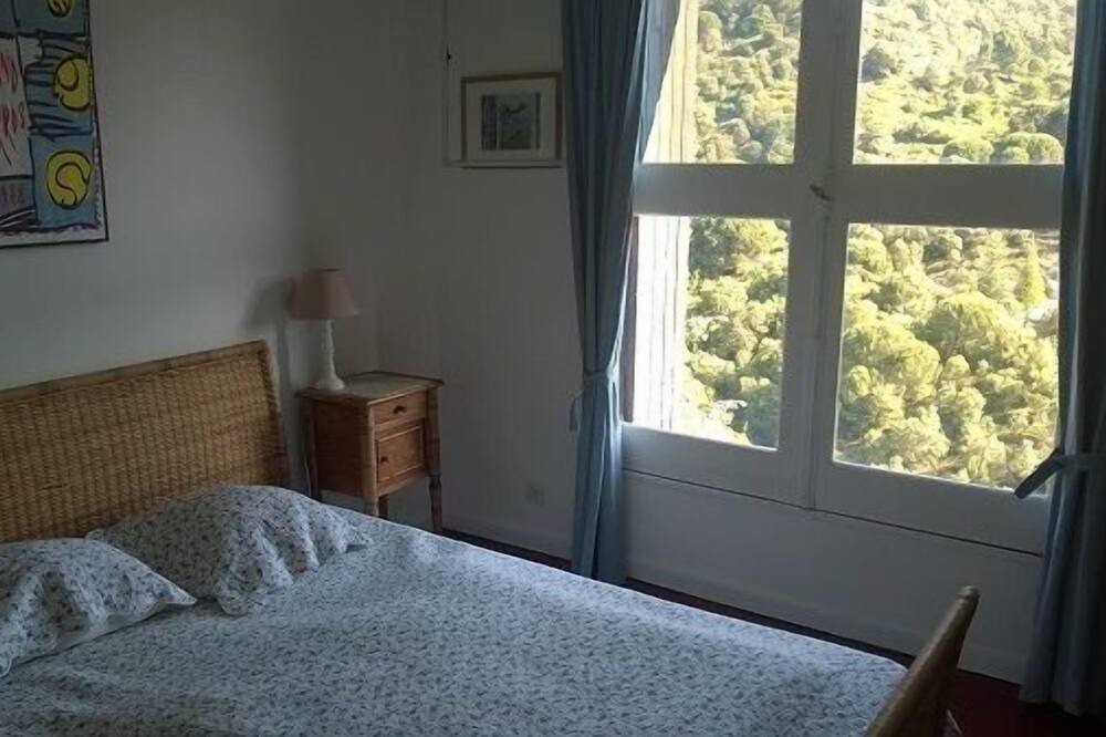 Photo of Bedroom in Lasalle