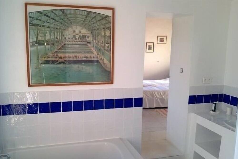 Photo of Bedroom in Lasalle