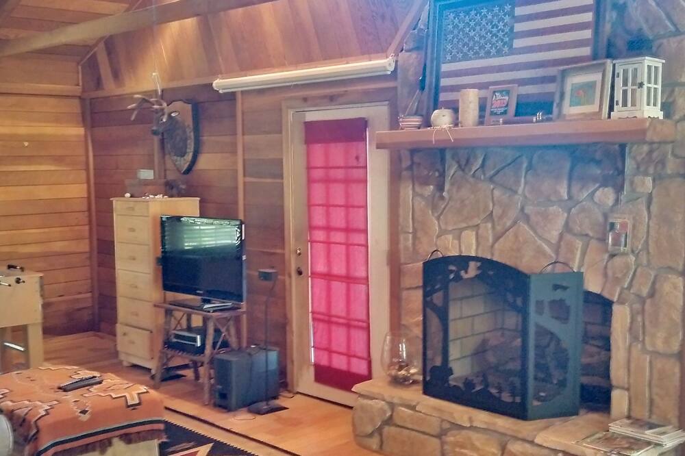 Photo of Livingroom in Tumbling Shoals
