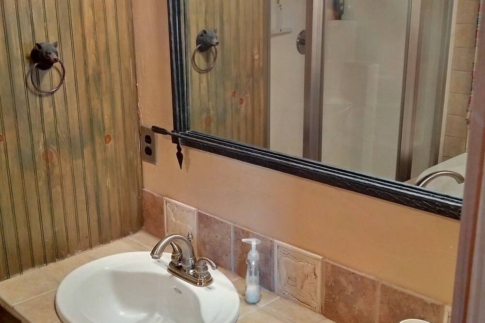 Photo of Bathroom in Tumbling Shoals