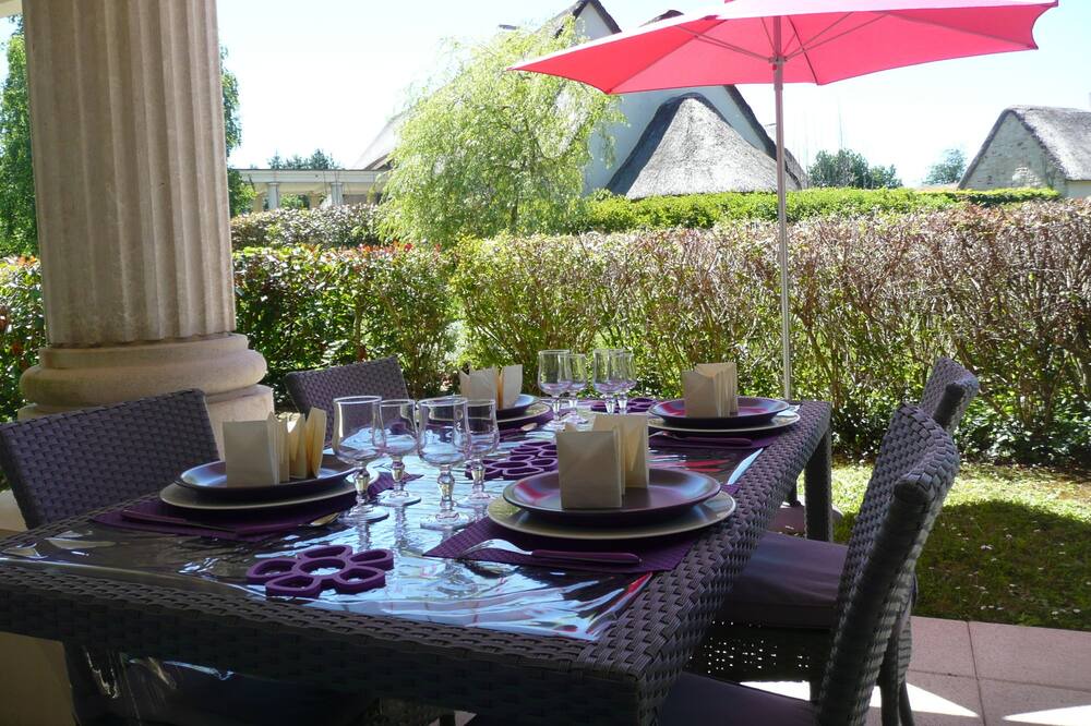 Photo of Patio Balcony in Saint-Andre-des-Eaux