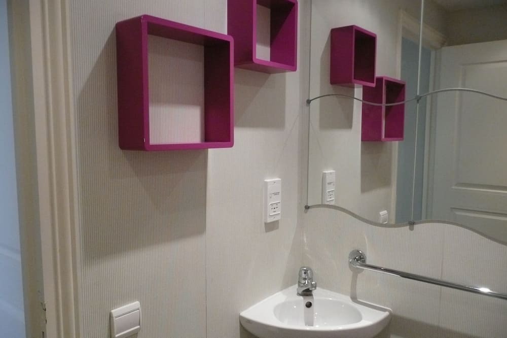 Photo of Bathroom in Saint-Andre-des-Eaux