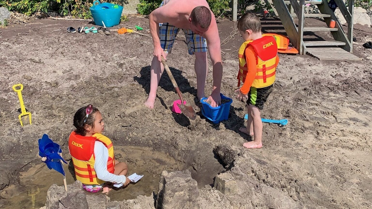Photo of Others in Point Abino