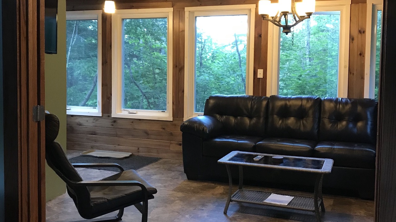 Photo of Livingroom in Kenora