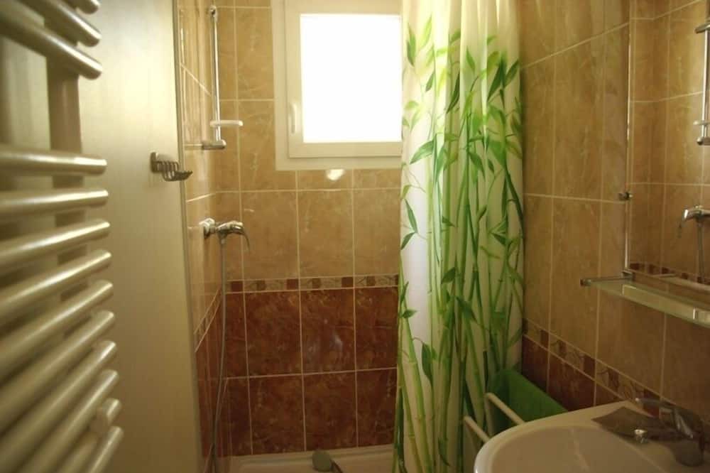 Photo of Bathroom in Montarnaud