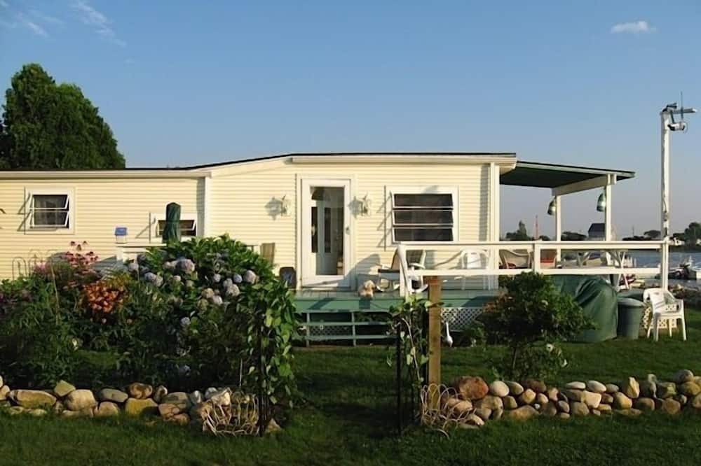 Photo of Others in Snug Harbor