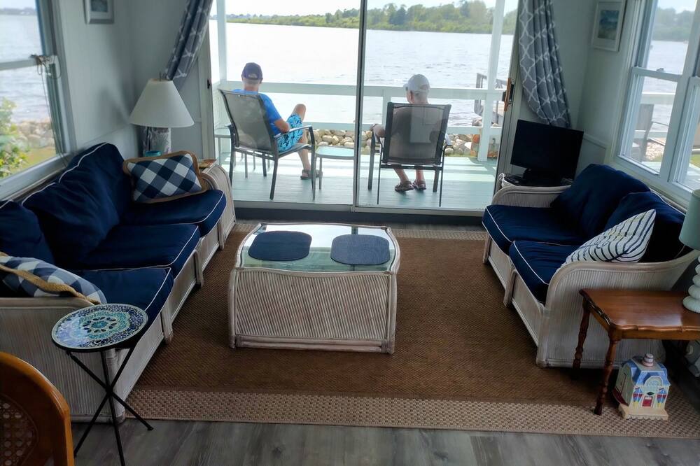 Photo of Others in Snug Harbor