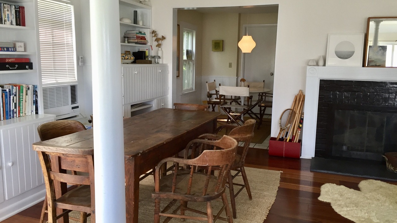 Photo of Livingroom in Guilford