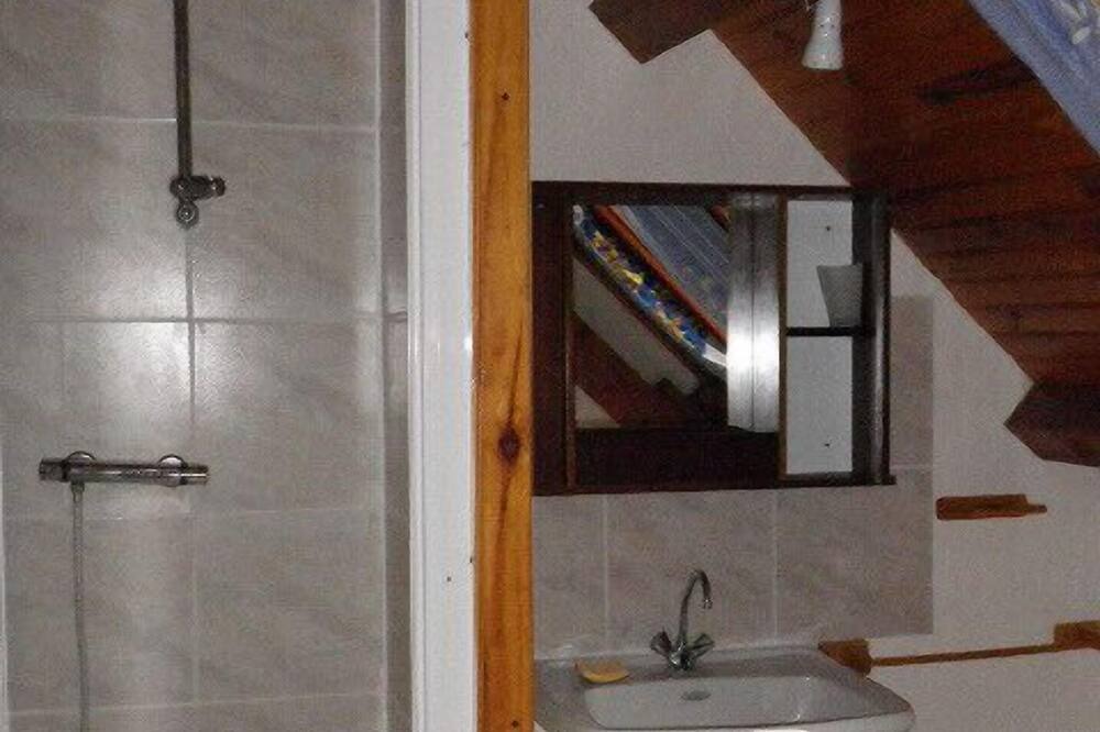 Photo of Bathroom in Peyrusse