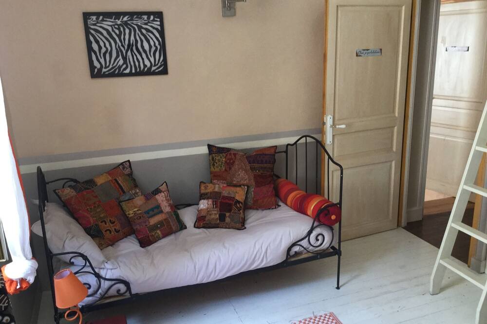 Photo of Bedroom in Die