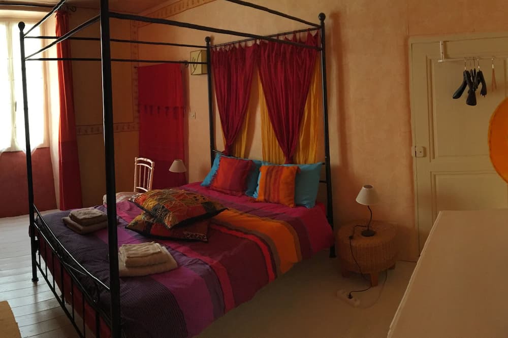 Photo of Bedroom in Die