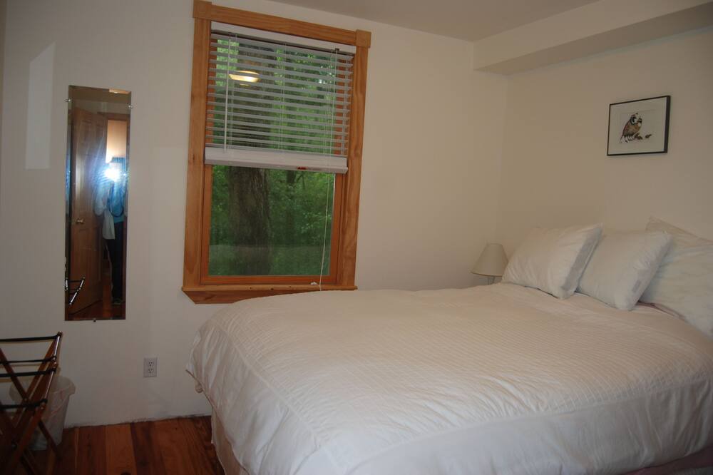 Photo of Bedroom in Mount Sterling