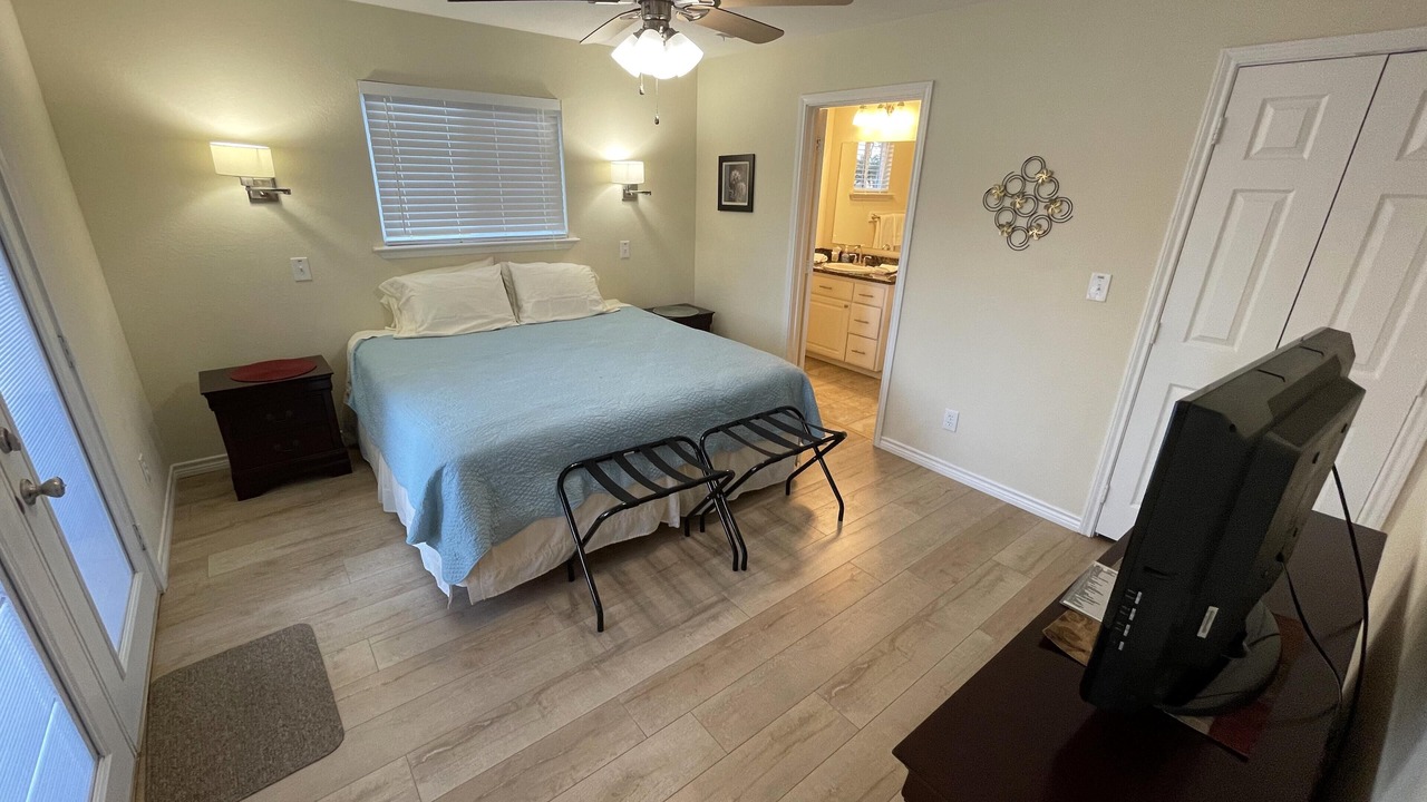 Photo of Bedroom in Crockett