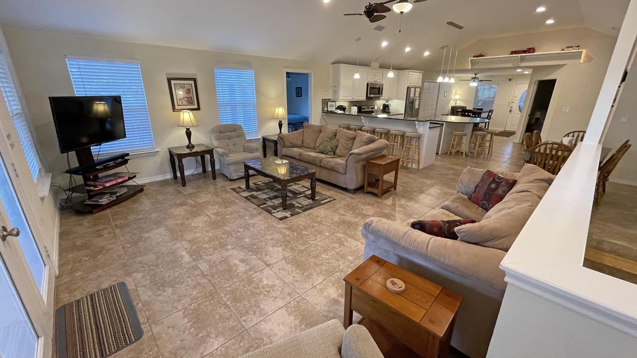 Photo of Livingroom in Crockett