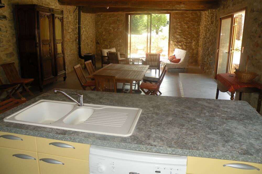 Photo of Kitchen in Fitou
