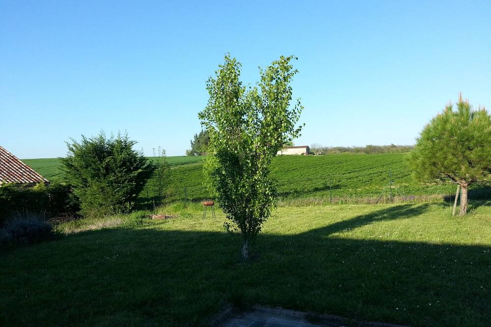 Photo of Outdoor in Labastide-de-Levis