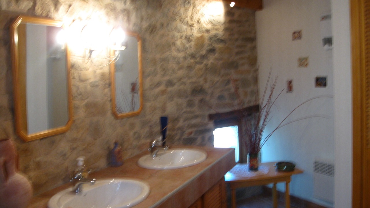 Photo of Bathroom in Labarthe-Bleys