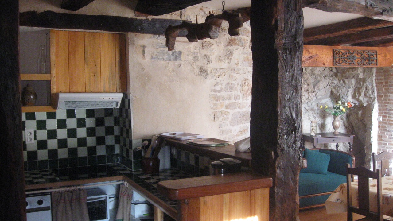 Photo of Kitchen in Labarthe-Bleys