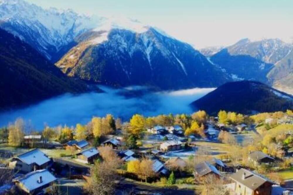 Photo of Outdoor in Chemin