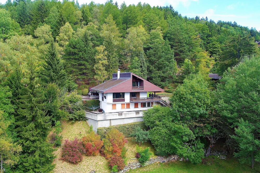 Photo of Outdoor in Chemin