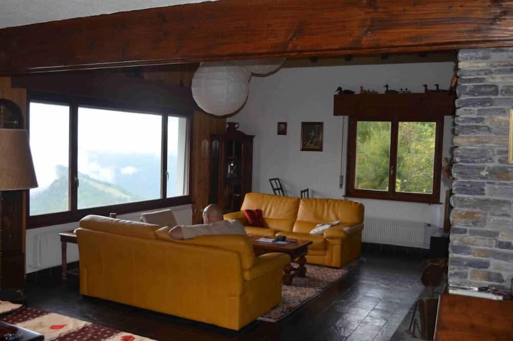 Photo of Livingroom in Chemin