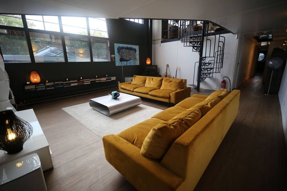 Photo of Livingroom in Bougival