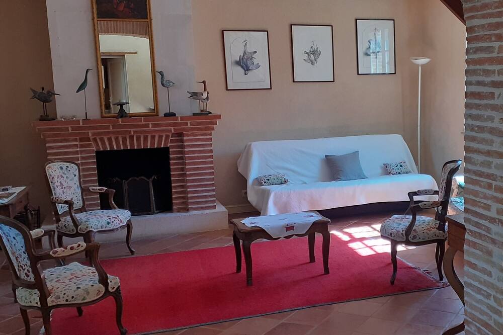 Photo of Livingroom in Lavaur