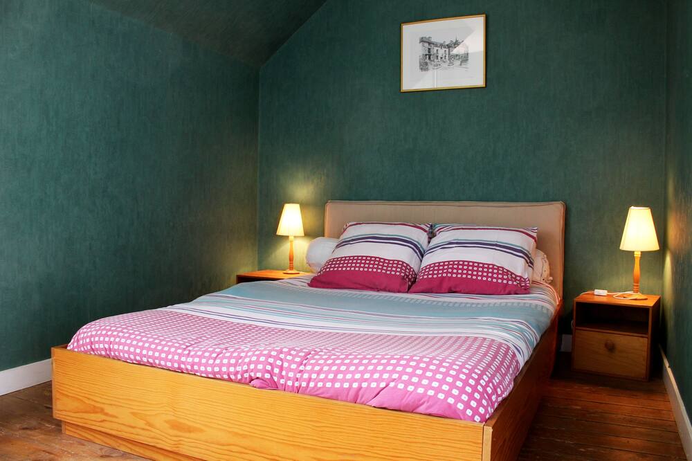 Photo of Bedroom in Rochefort-en-Terre