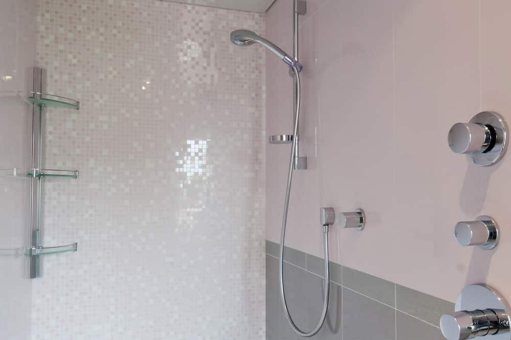 Photo of Bathroom in Villers-sous-Chatillon