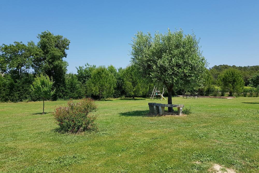 Photo of Outdoor in Montaud